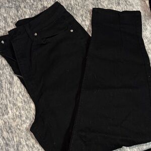 Black Barrel Jeans